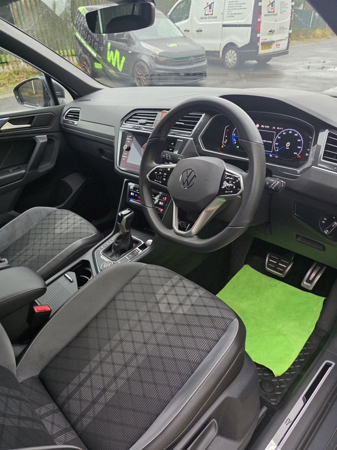 VW interior detailing